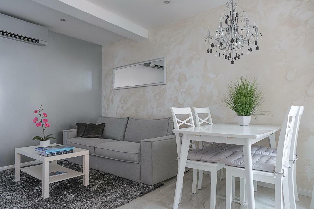 Royal View Apartment Rovinj Exterior photo